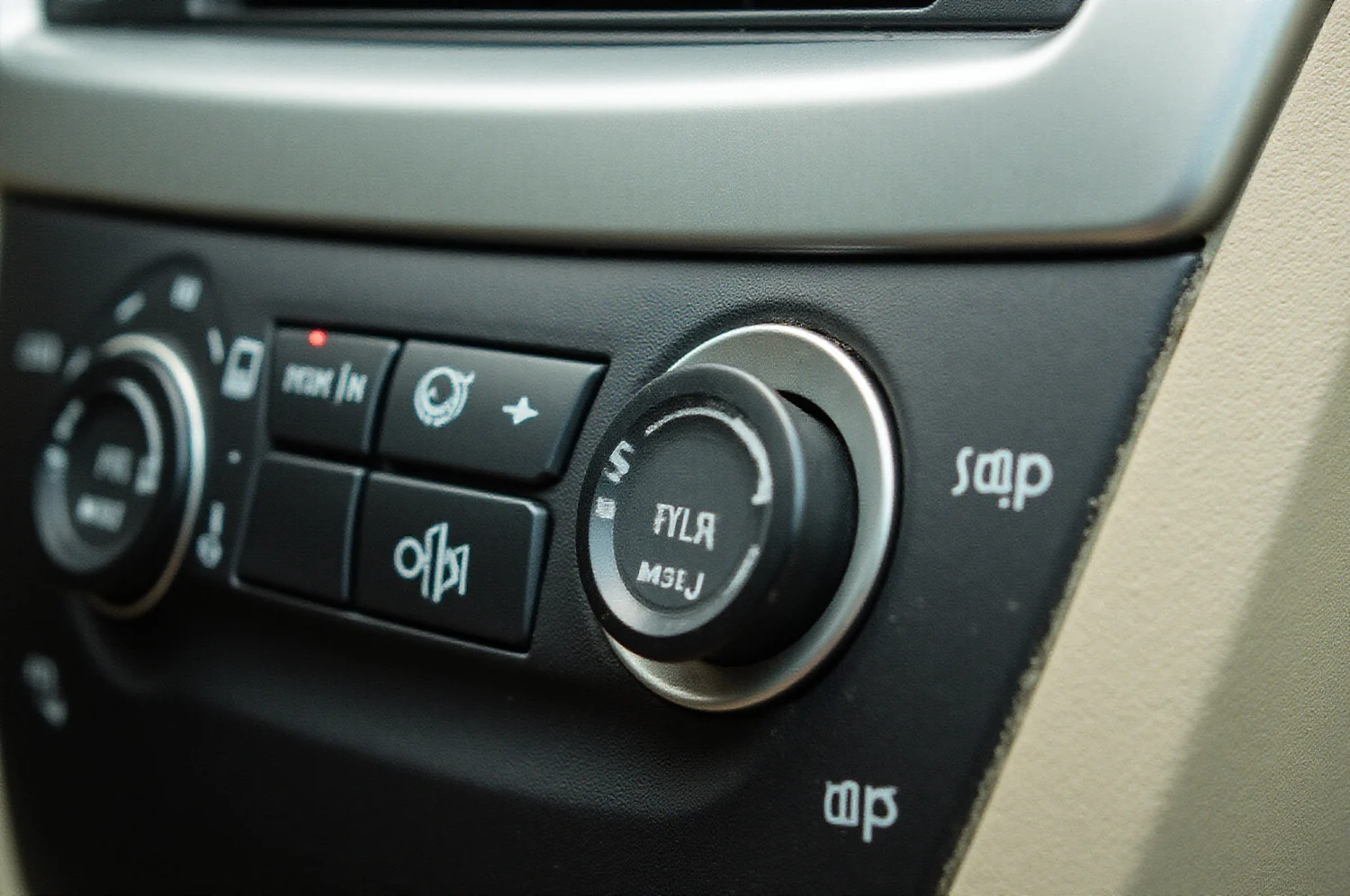 Automobilio klimato valdiklių iš arti